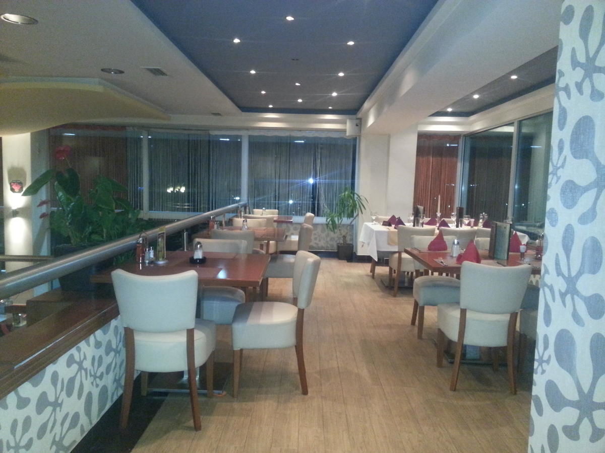 Апарт-отели Hotel Franca Биело-Поле-46