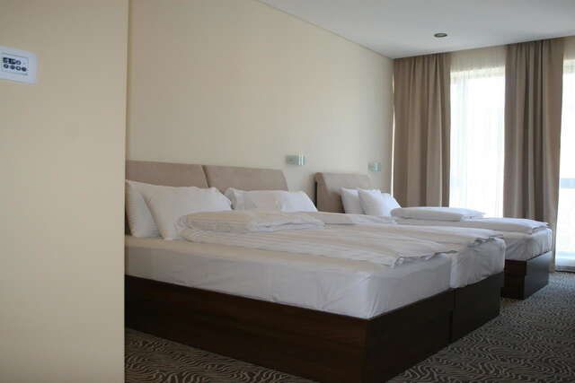Апарт-отели Hotel Franca Биело-Поле-5