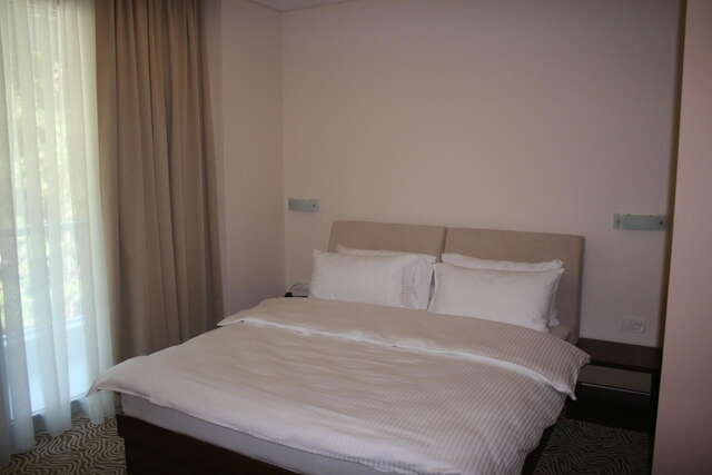 Апарт-отели Hotel Franca Биело-Поле-10